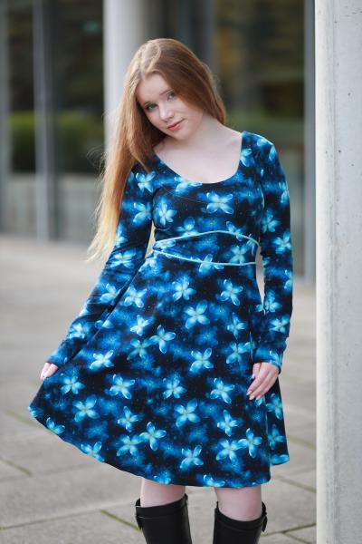 Märchenwelt Petrol Flowers